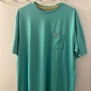 Tommy Bahamas Mens relax pocket T in Teal with orange logo